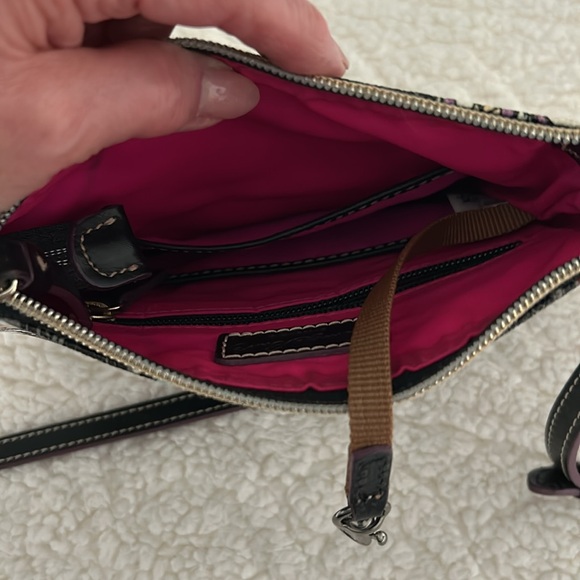 Dooney & Bourke Disney Princess Cross body bag, Retired - Picture 5 of 10